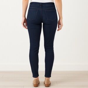 Just Black Dark Wash Skinny Jeans - Size 29 Made in USA